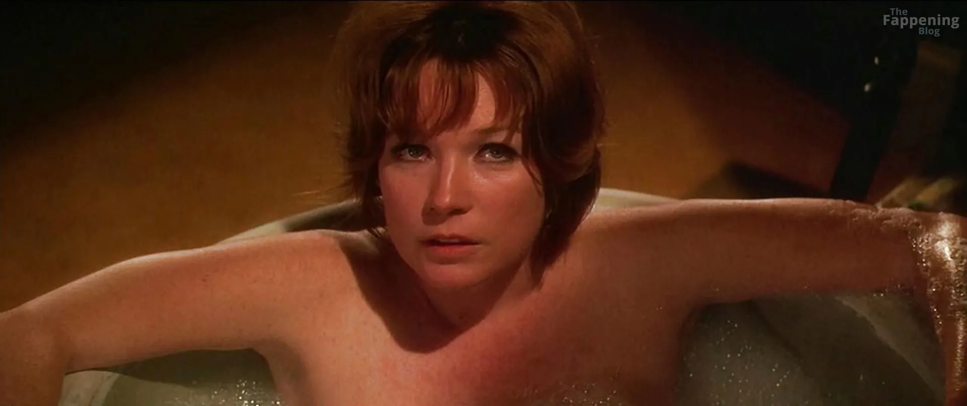 Shirley MacLaine Nude & Sexy Collection (45 Pics)