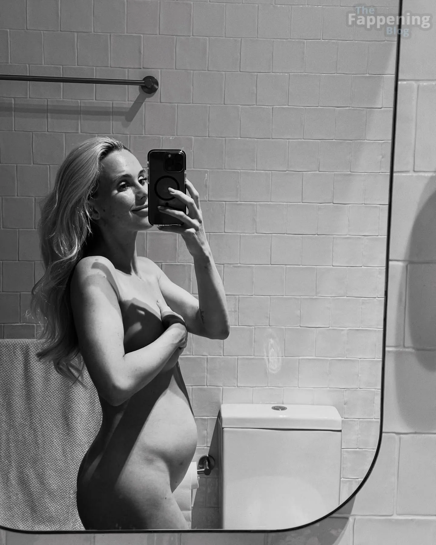 Tigerlily Nude & Sexy Collection (71 Photos)