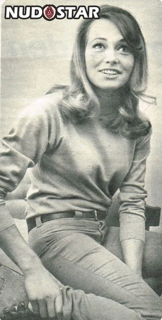 Vintage Starlets Leaks (7 Photos)