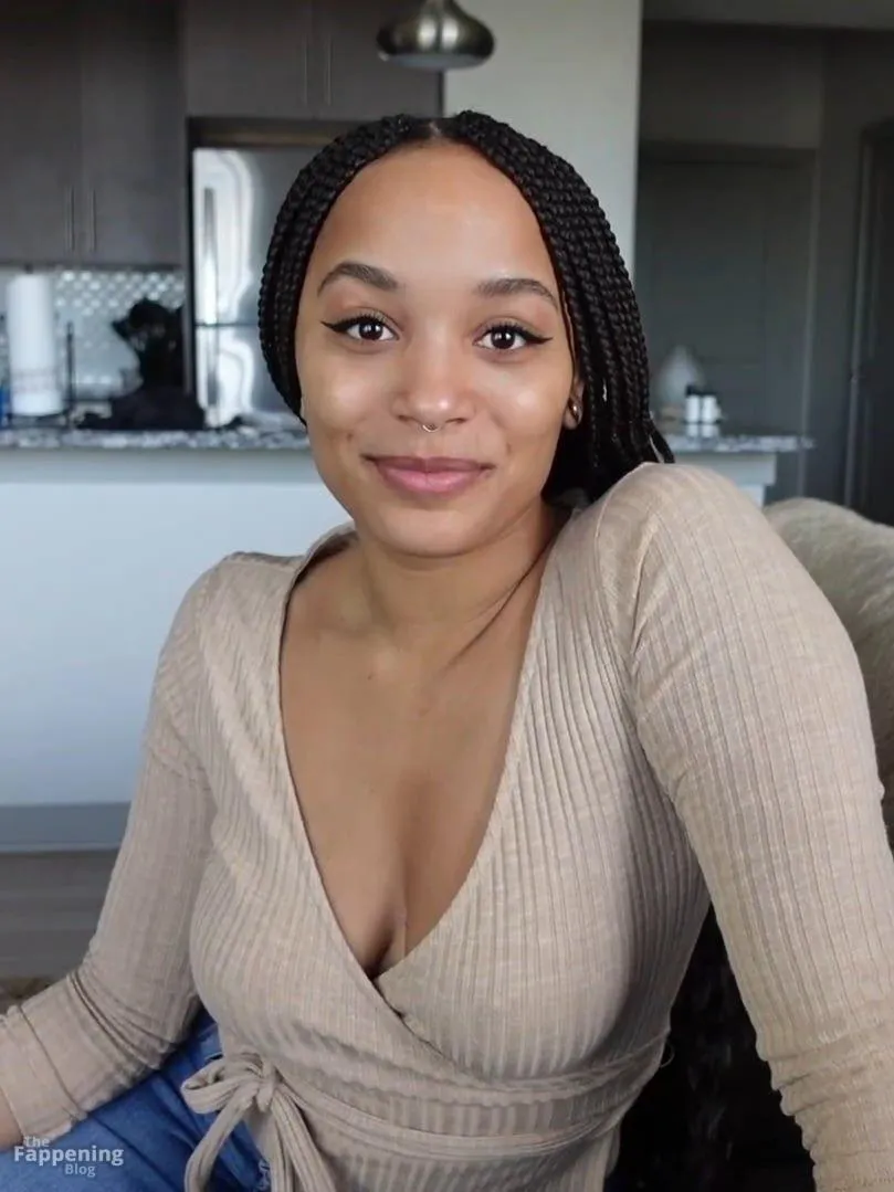Lani Lust Nude & Sexy OnlyFans (5 Photos)
