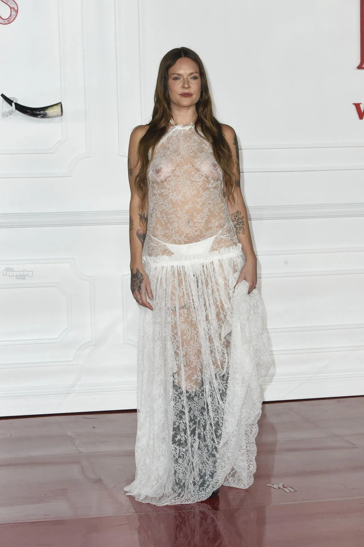 Tove Lo Displays Her Nude Tits at the “Wuthering Heights” Premiere (22 Photos)