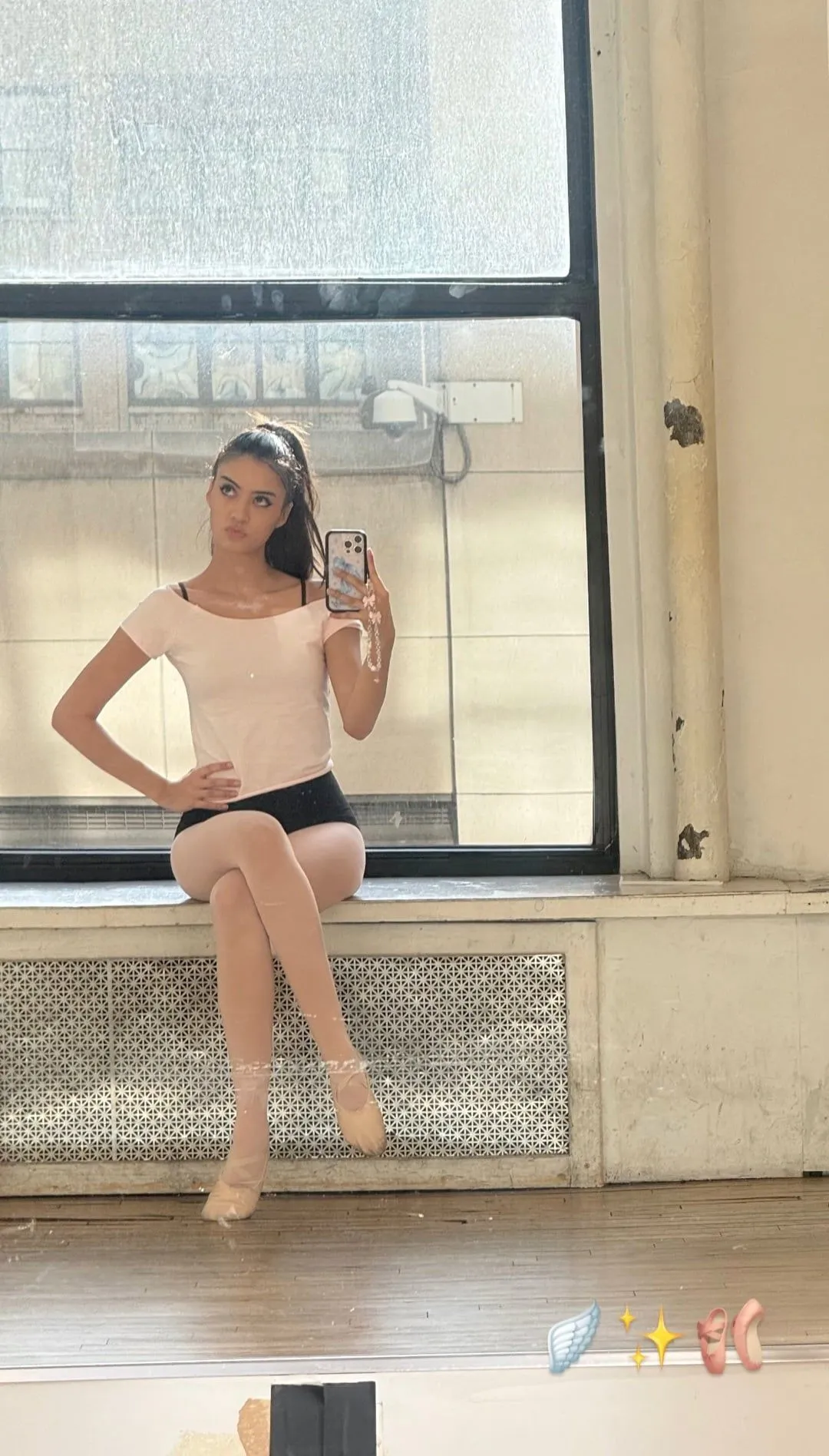 Alana Lintao Sexy (12 Photos)