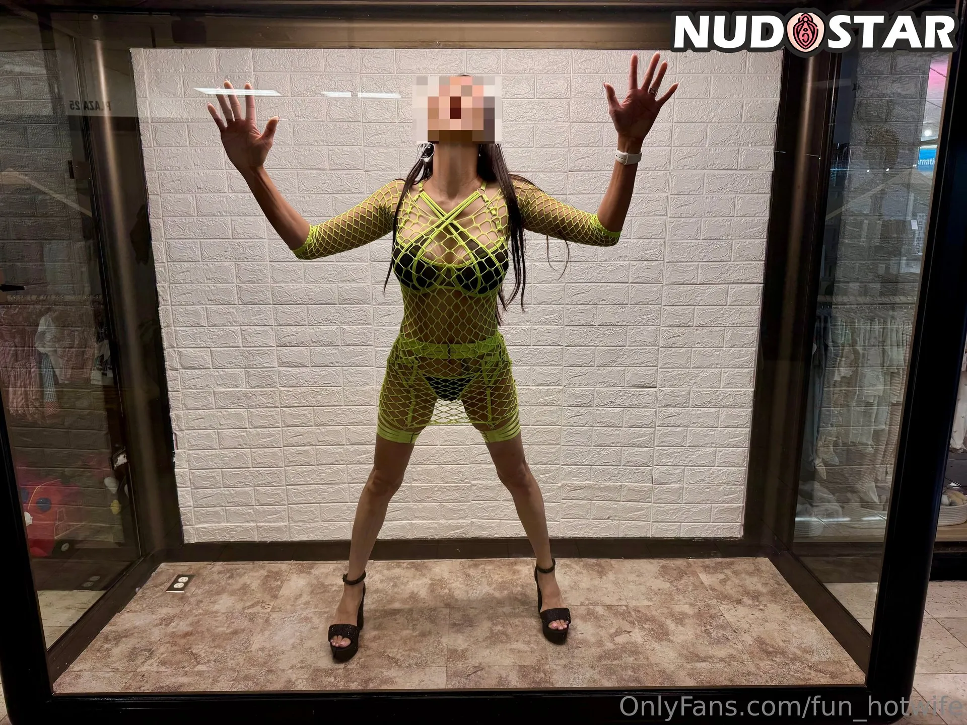 Azn Hotwife – Fun_Hotwife OnlyFans Leaks (19 Photos)