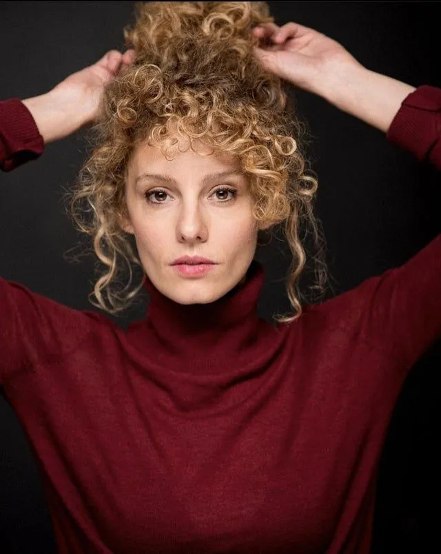 Esther Acebo Nude & Sexy Collection (17 Photos)