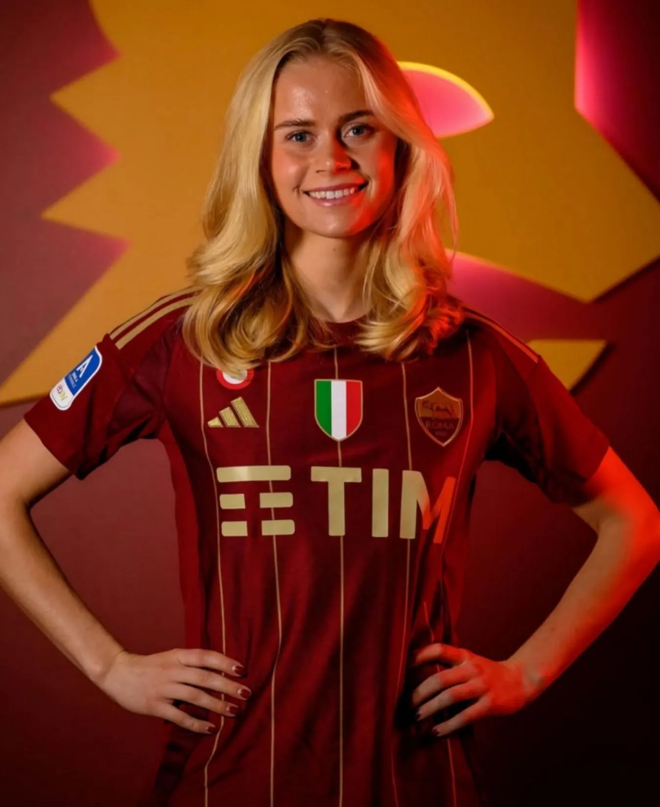 Kathrine Moller Kuhl Sexy (3 Photos)