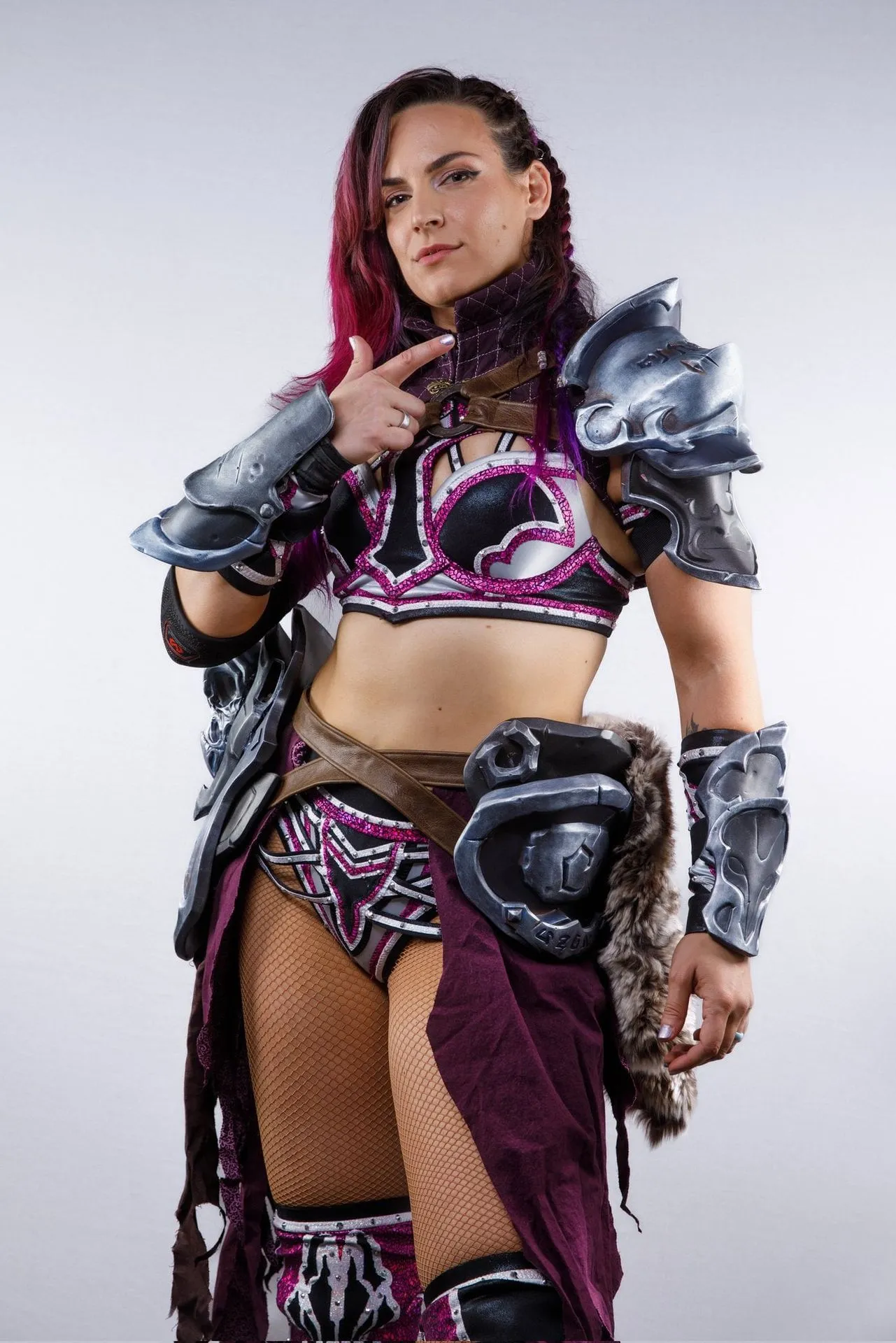 Vert Vixen Sexy (4 Photos)