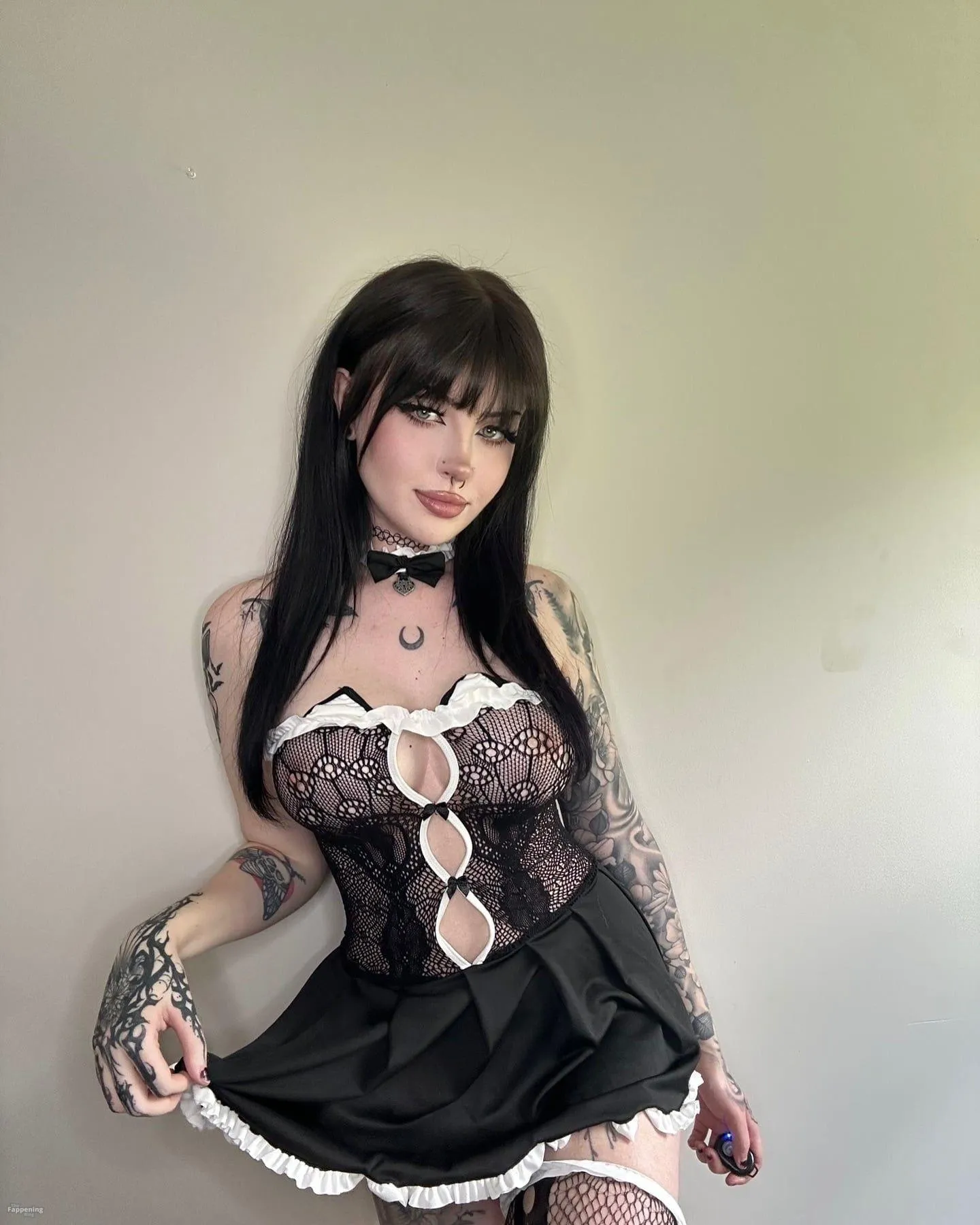 Ashley Banks Nude & Sexy OnlyFans (3 Photos)