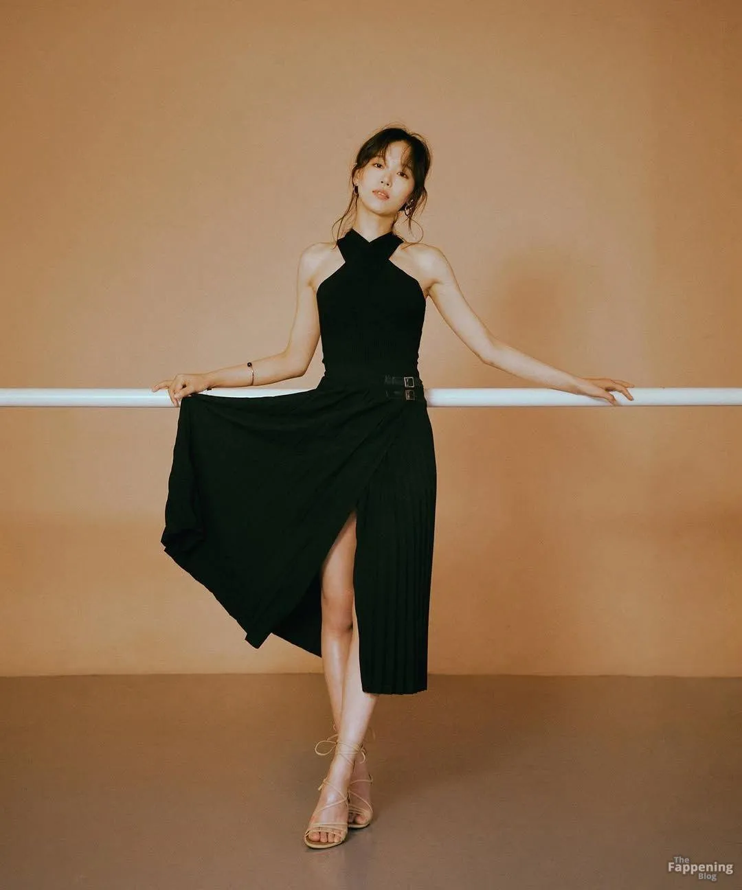 Kang Han-na Sexy (6 Photos)