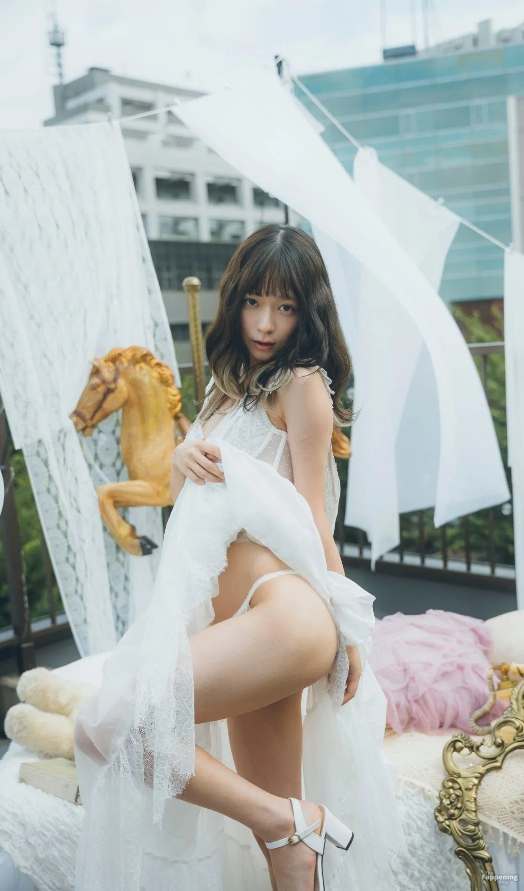 Maikichi Sexy (7 Photos)