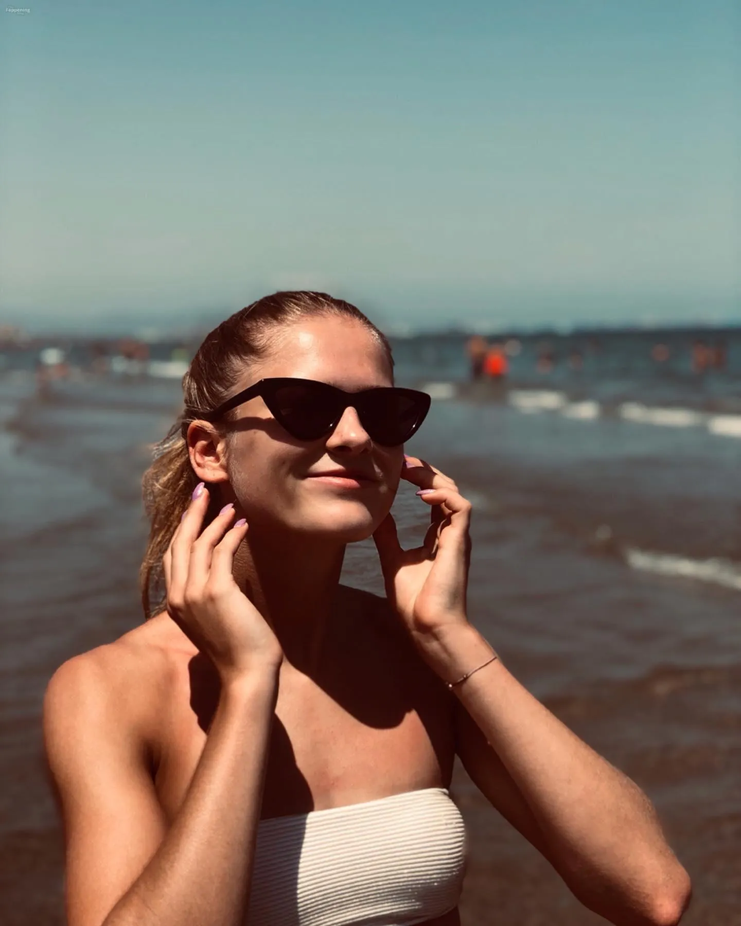 Pia Skrzyszowska Sexy (4 Photos)