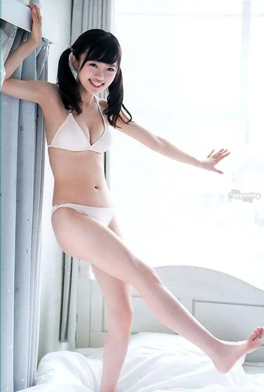 Rika Nakai Sexy (14 Photos)
