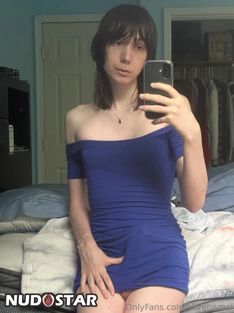 Skye Hams – Skyehamel OnlyFans Leaks (16 Photos)