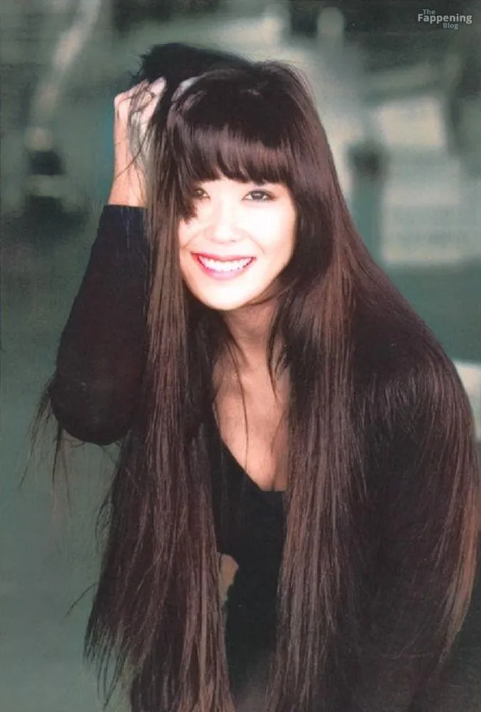 Jill Terashita Sexy (2 Photos)