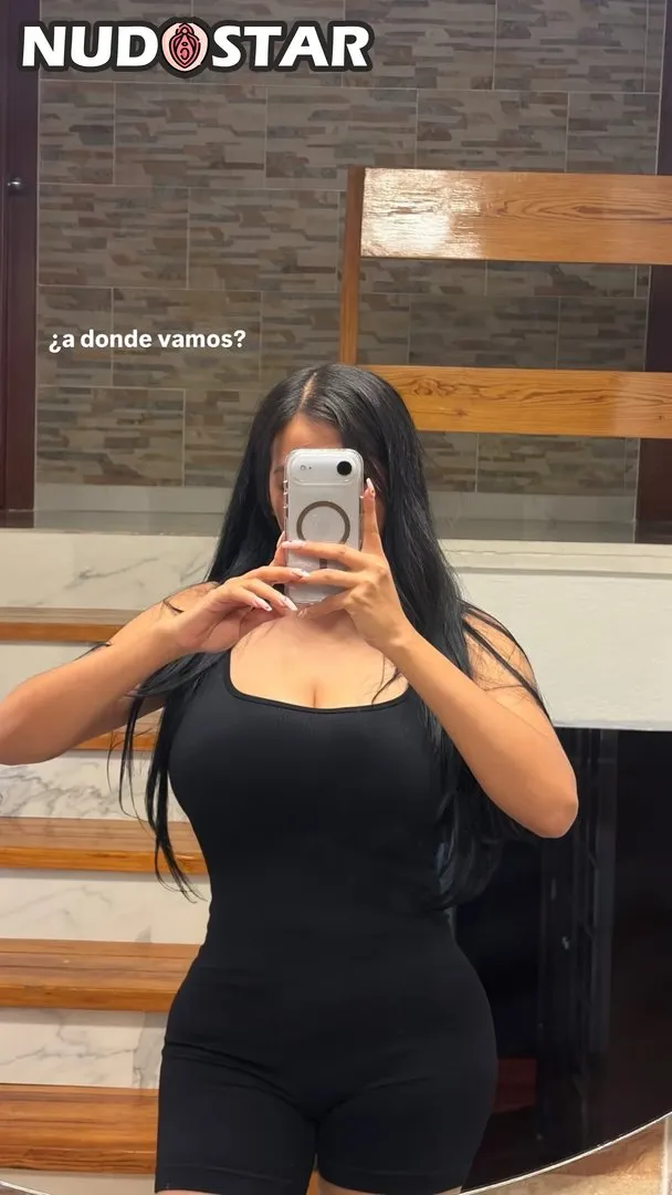 Areeli Ferrer OnlyFans Leaks (5 Photos)