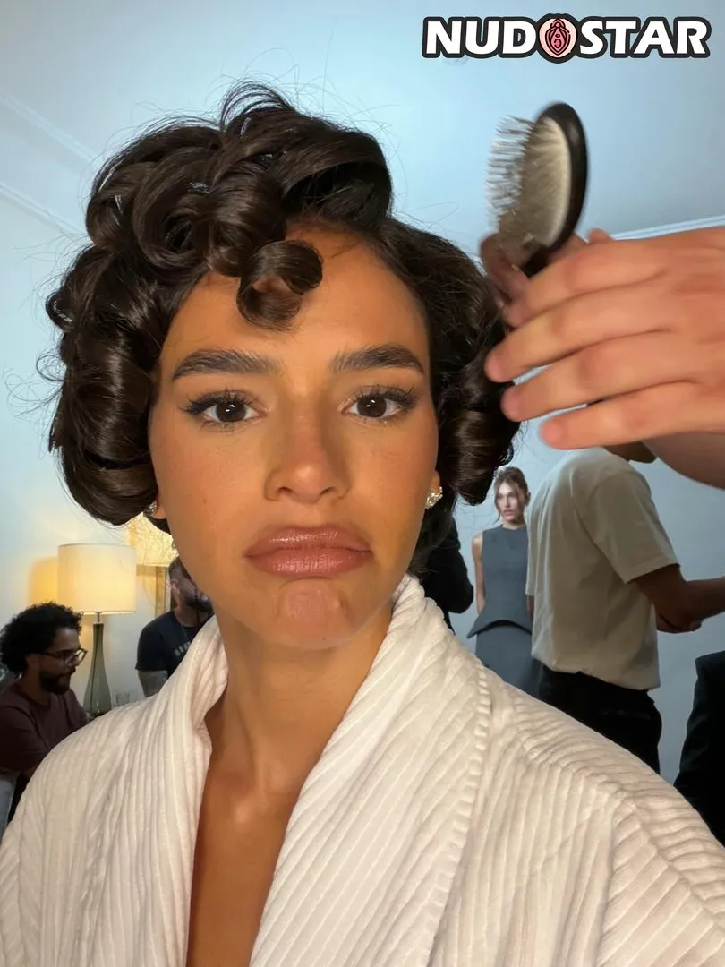 Bruna Marquezine Instagram Leaks (18 Photos)