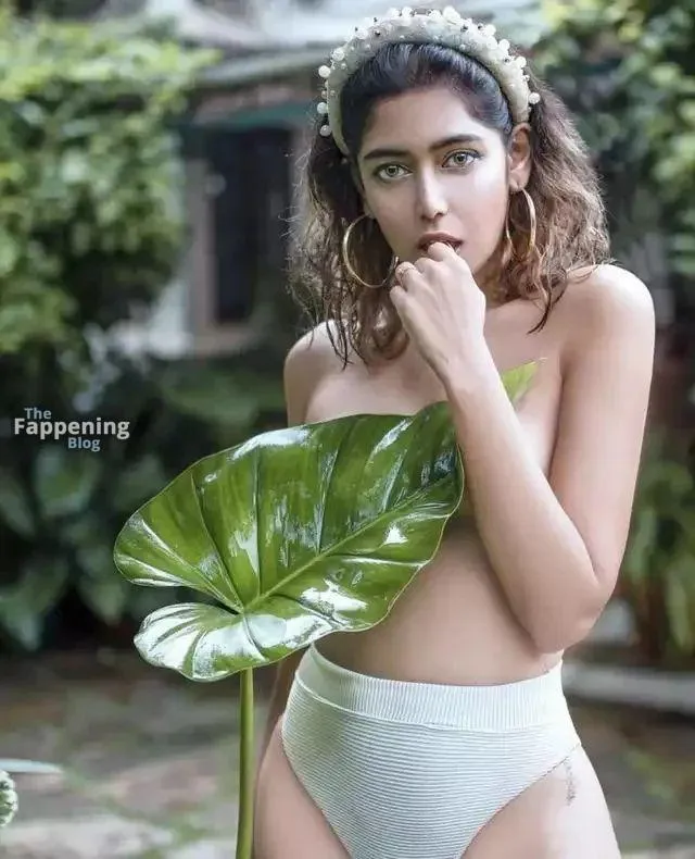 Mukkta K Nude & Sexy Collection (11 Photos)