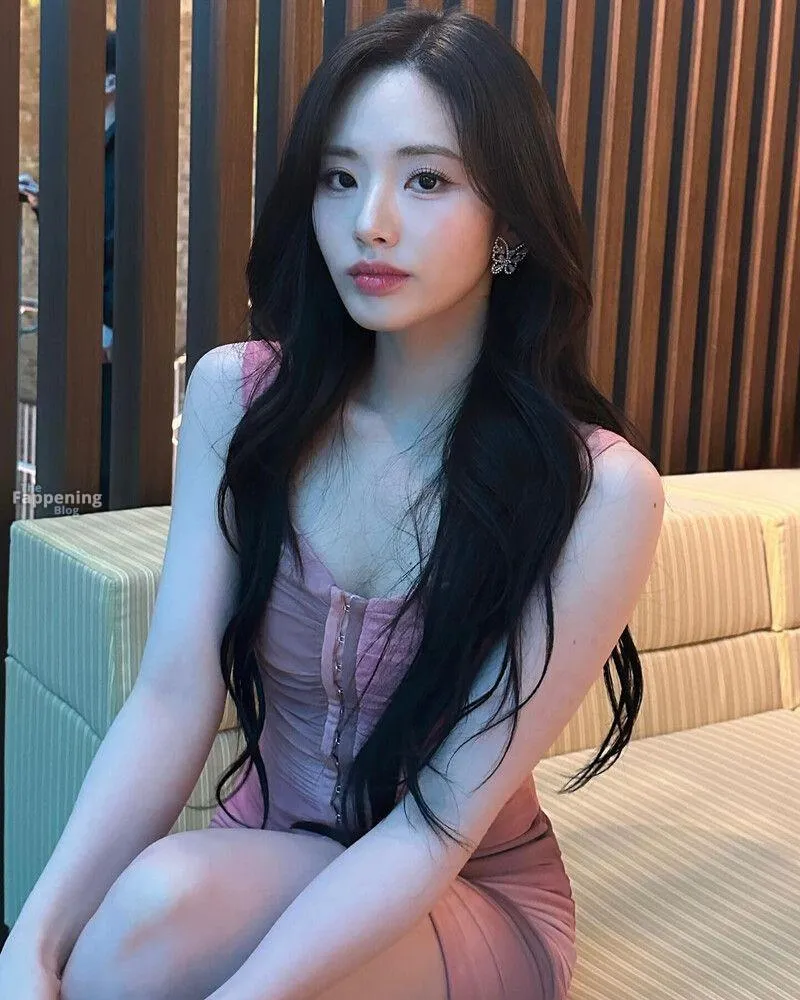 Park Ji-won Sexy (5 Photos)