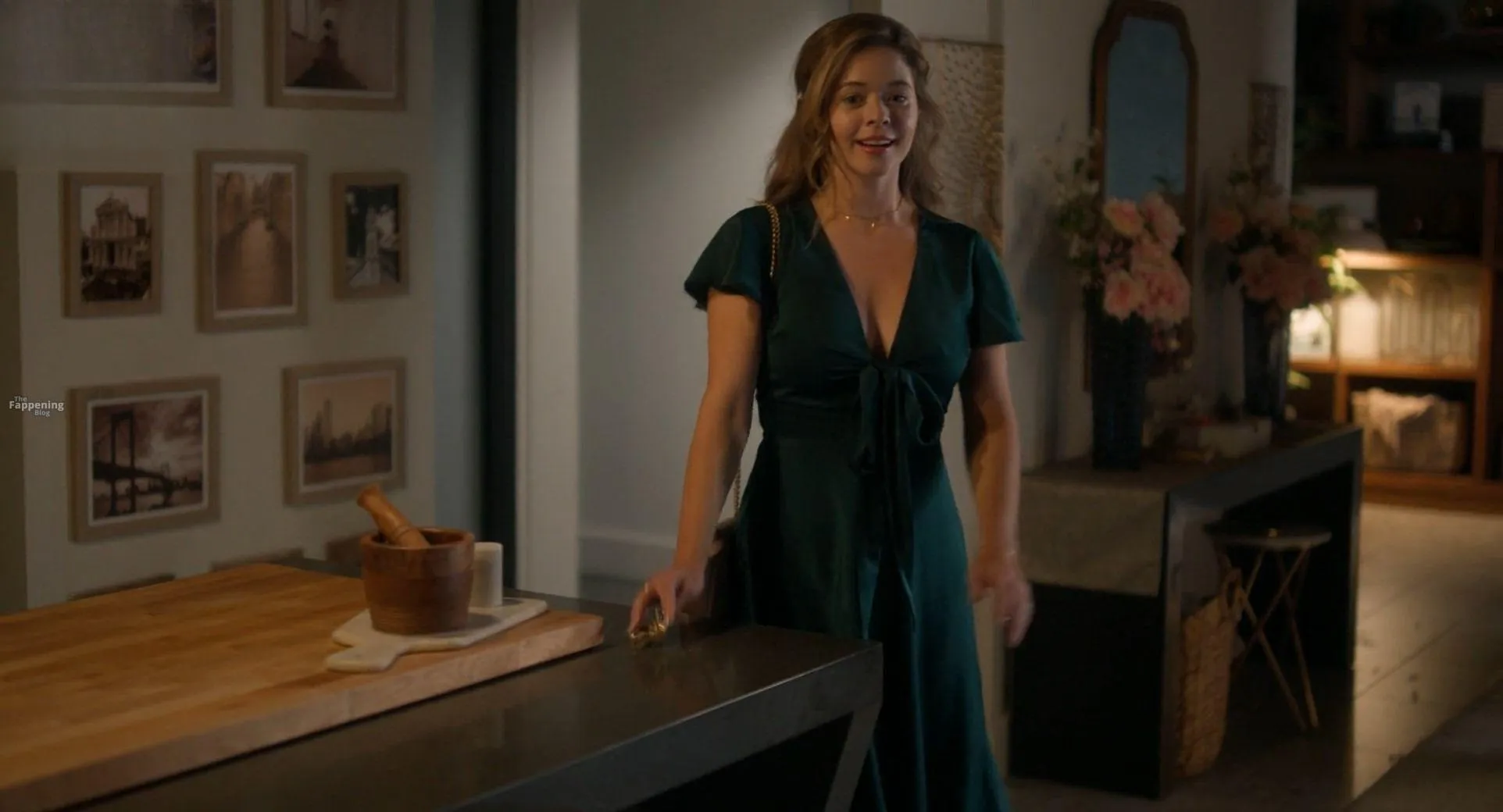 Sasha Pieterse Nude & Sexy Collection (48 Photos)